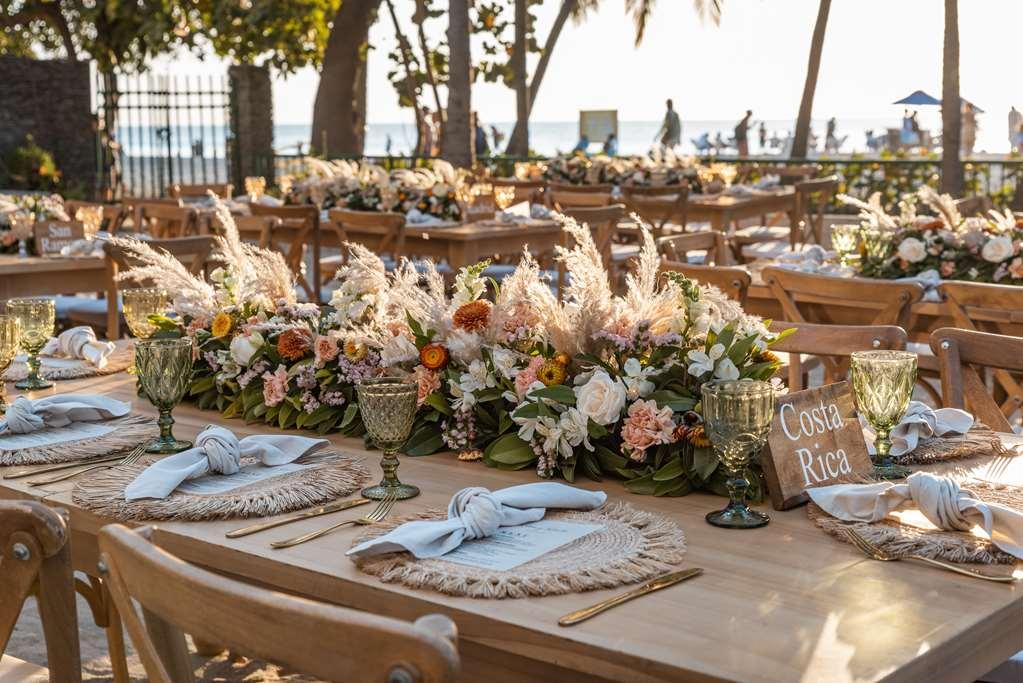 فندق Hilton Santa Marta المطعم الصورة