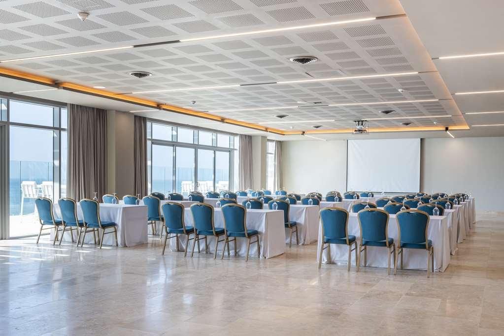 فندق Hilton Santa Marta المرافق الصورة