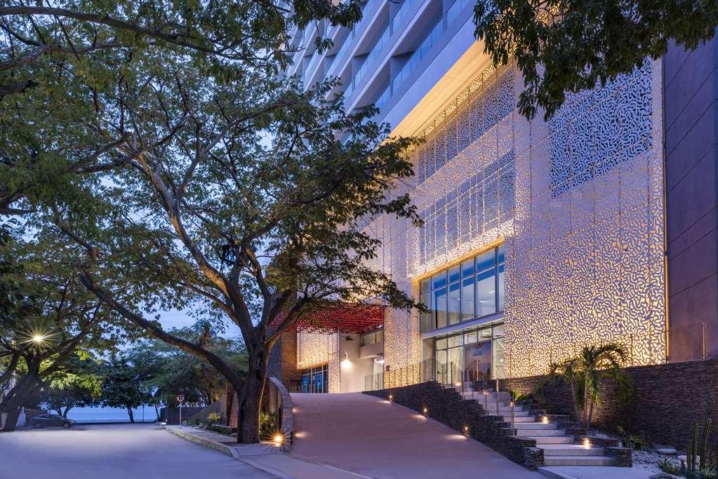 فندق Hilton Santa Marta المظهر الخارجي الصورة